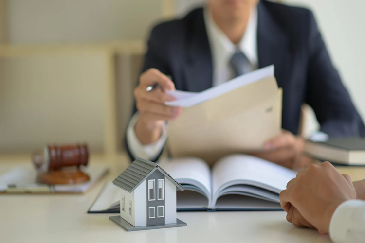 Smooth Property Transfers with Conveyancer South Australia